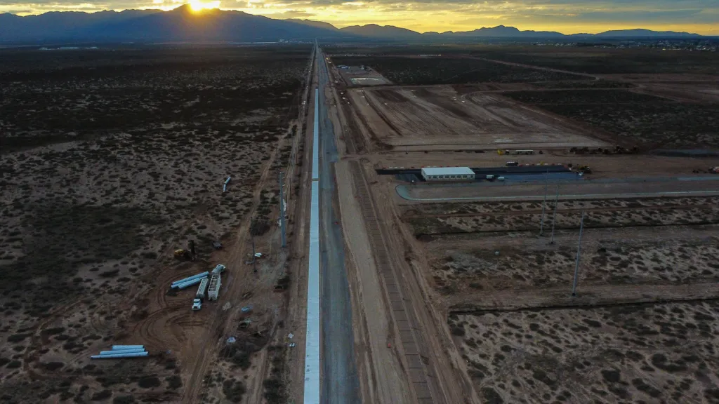 Construction at Meta’s El Paso data center campus