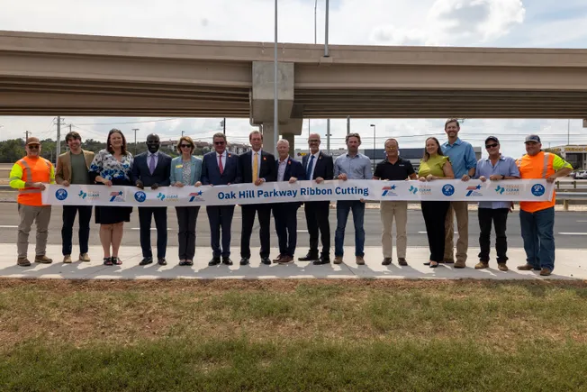 Oak Hill Parkway opening ceremony