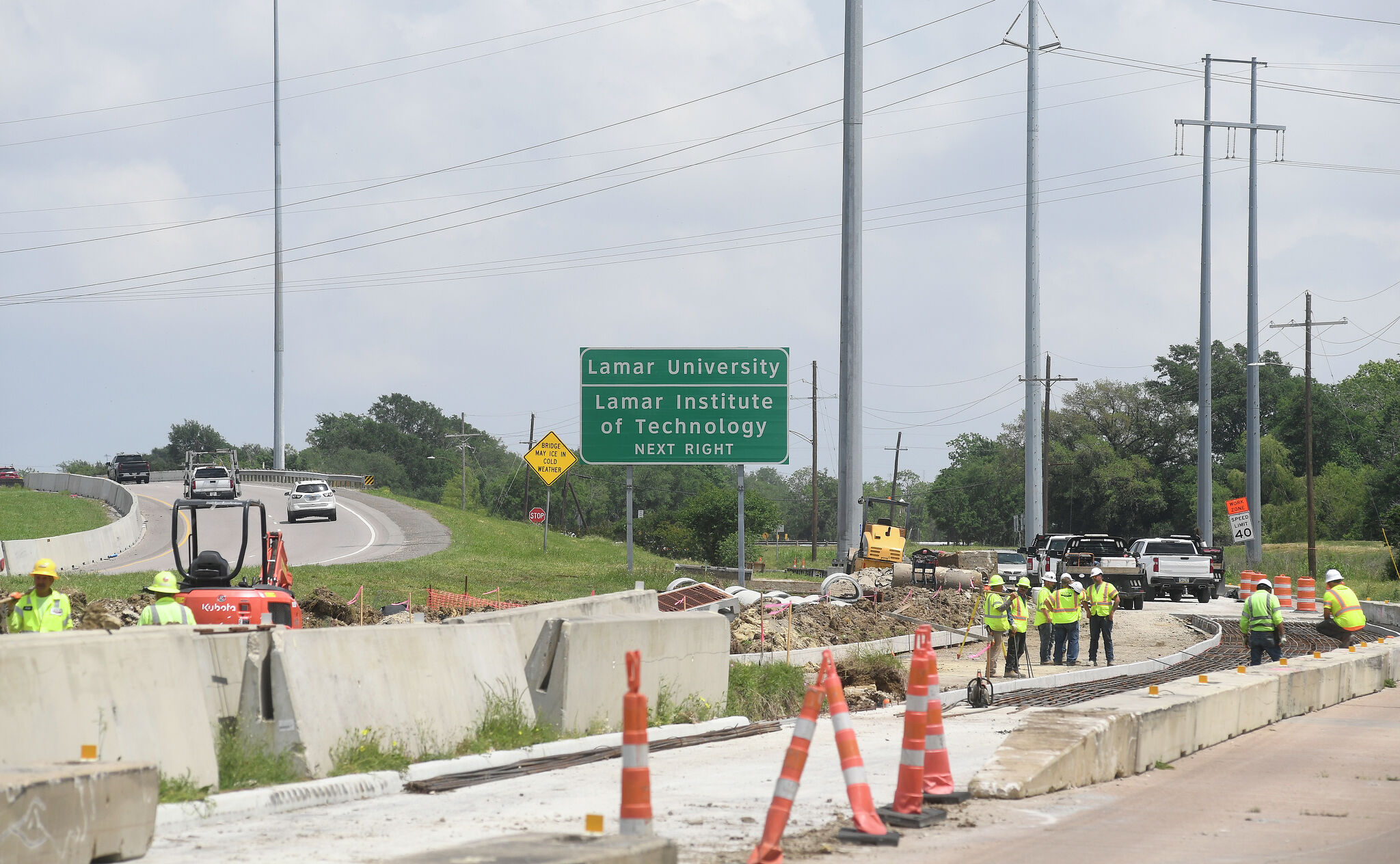 $315.4M Cardinal Interchange Advances Bridge Construction