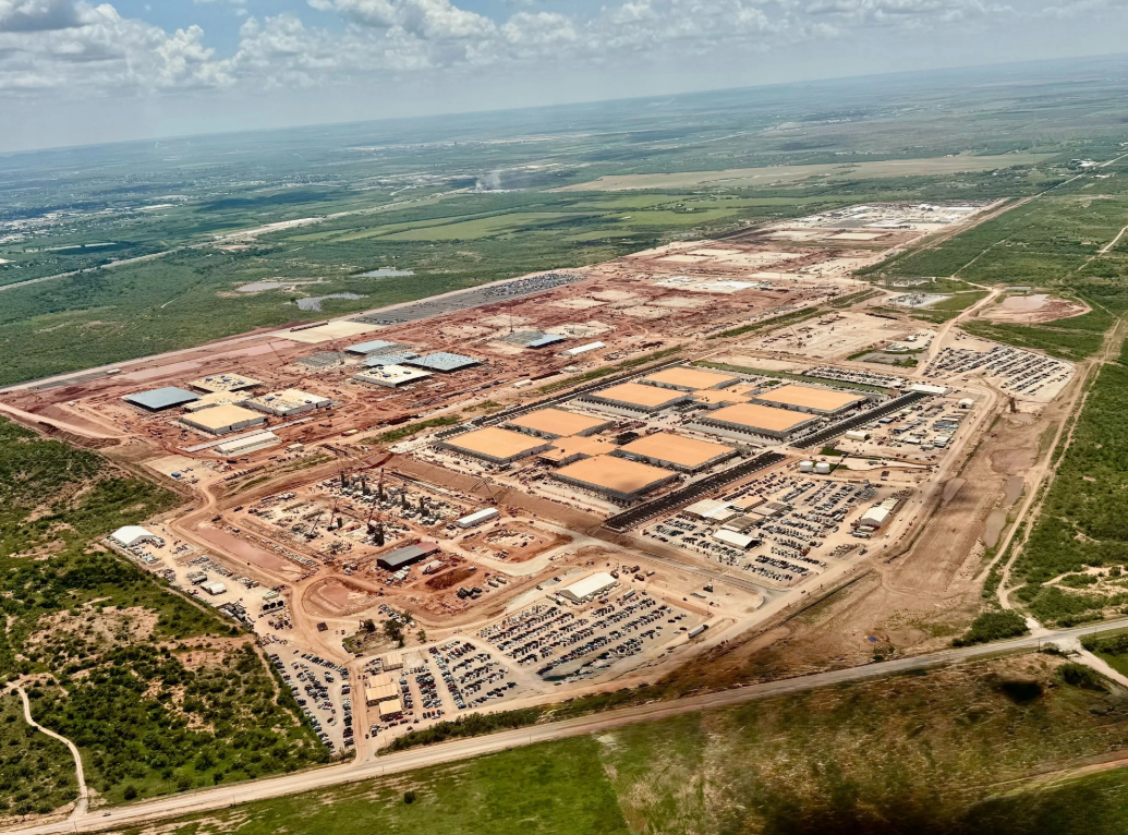 Aerial construction view of the Abilene data-center campus supplied by the publisher